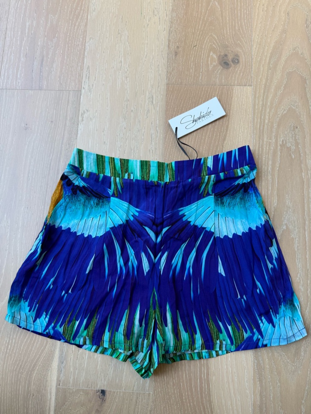 NEW Shahida Parides Women’s Dreamcatcher Printed Silk Shorts - Nightfall